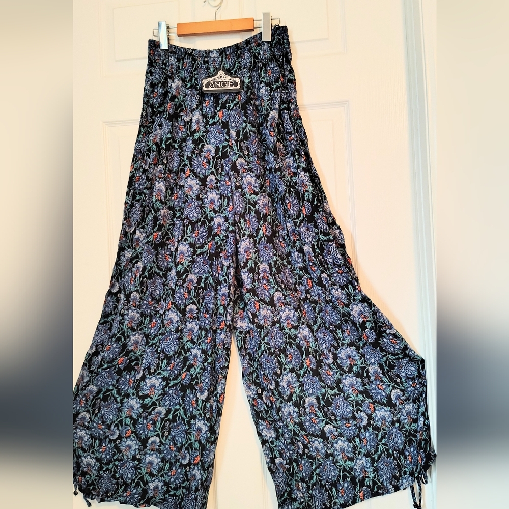 NWT Angie Cinched Wide Leg Pants